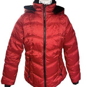 NWT Nautica Ladies’ Puffer Jacket IN RED